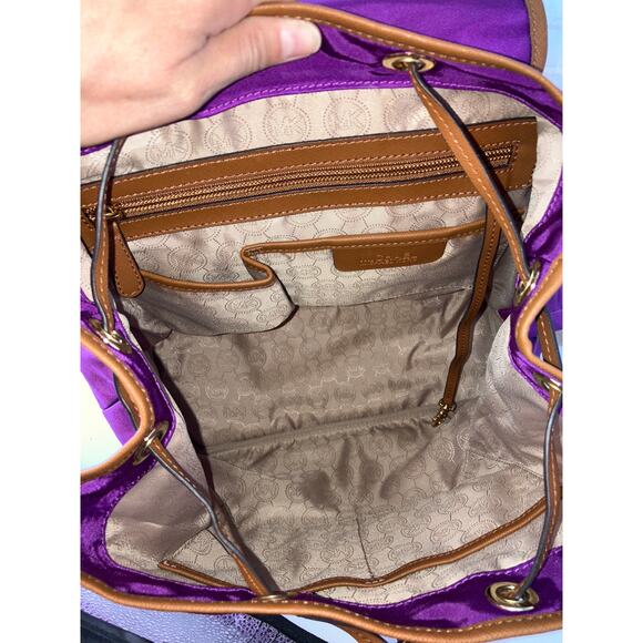 MICHAEL KORS, LARGE PURPLE, BROWN NYLON LOCK CHARM BACKPACK - Picture 14 of 16